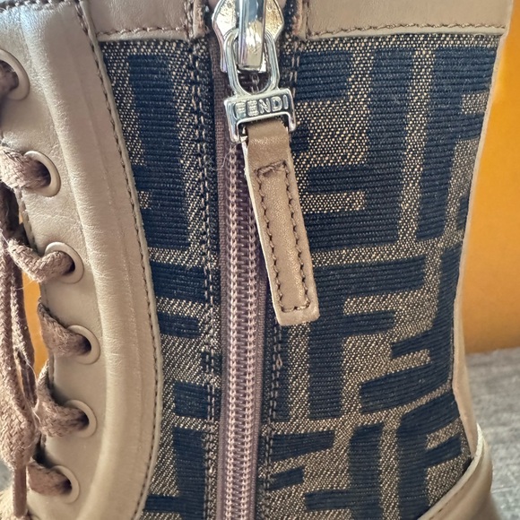 FENDI DOMINO FF JACQUARD & LEATHER BIKER BOOT sz36.5 - Picture 8 of 8